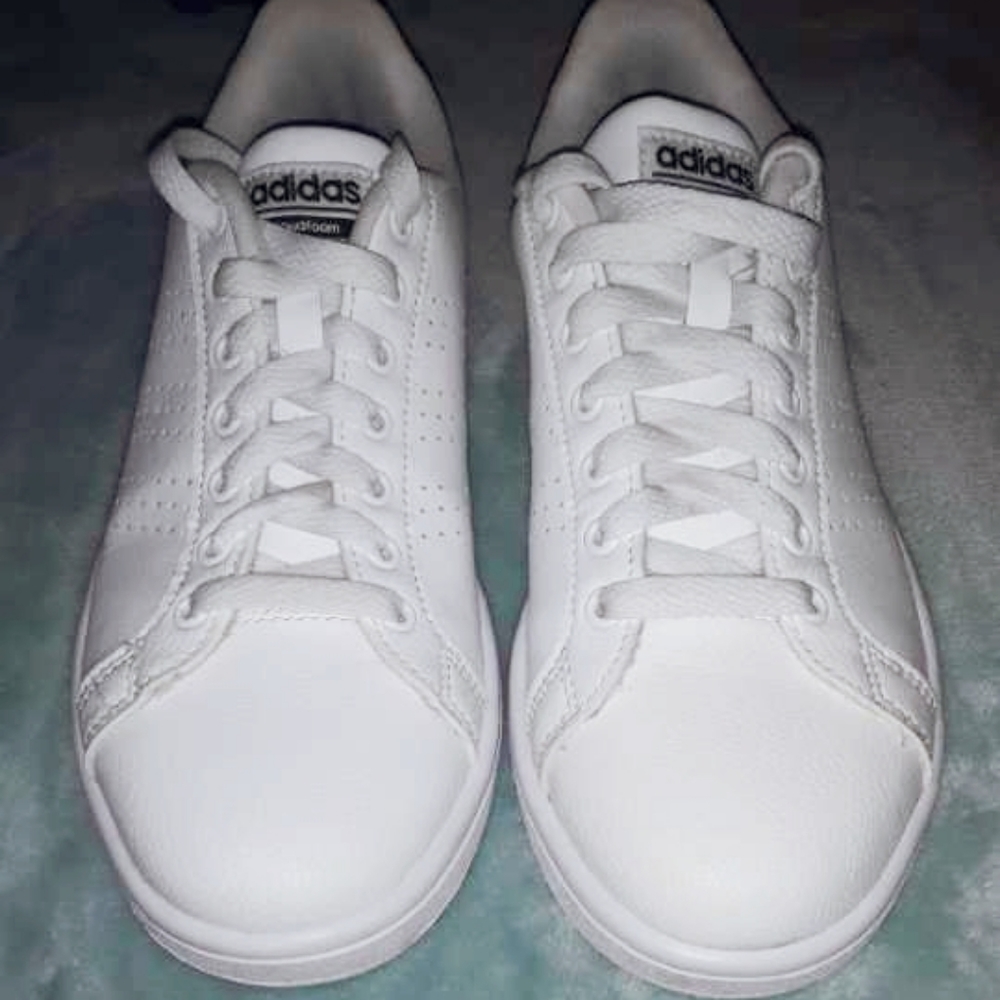 Adidas cloud foam white sneakers